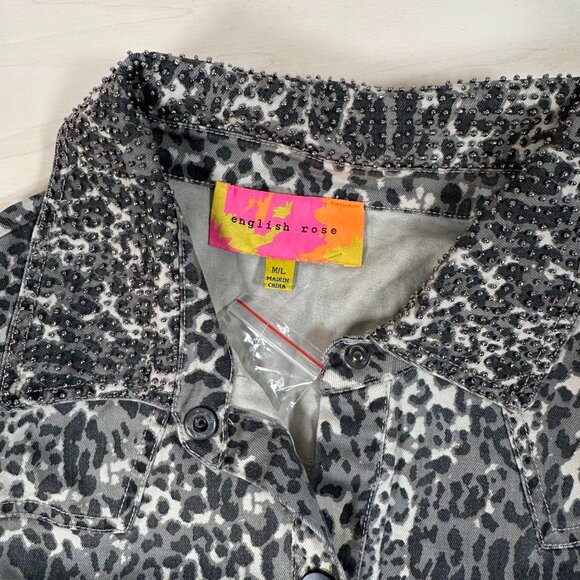 NWOT‎ - English Rose Denim Vest Women's M/L Gray Camo Leopard Beaded Fringe - Picture 3 of 9